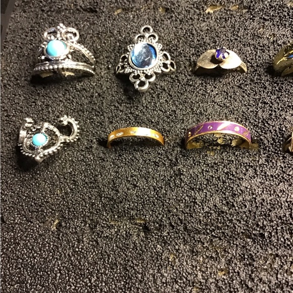 12 rings  ALL NWOT .... rings shown     ....   r7 - Picture 3 of 9